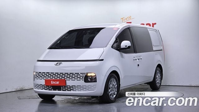 Hyundai Staria Cargo 5-Sitzer Modern