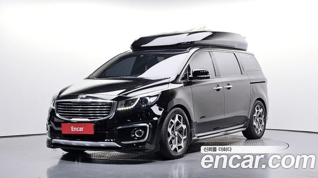 Kia Carnival 9-Seater High Limousine Noblesse
