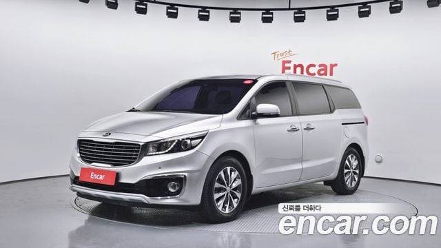 Kia Carnival 9-Sitzer Luxury