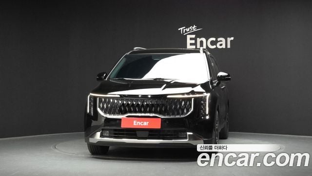 Kia Carnival Diesel 7-Seater Autdoeo Noblesse