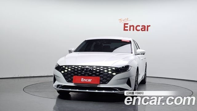Hyundai Grandeur IG Hybrid Exclusive