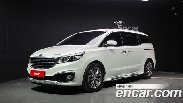 Kia Carnival 9-Seater Noblesse Special