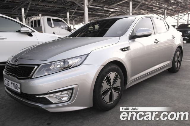 Kia K5 Luxury