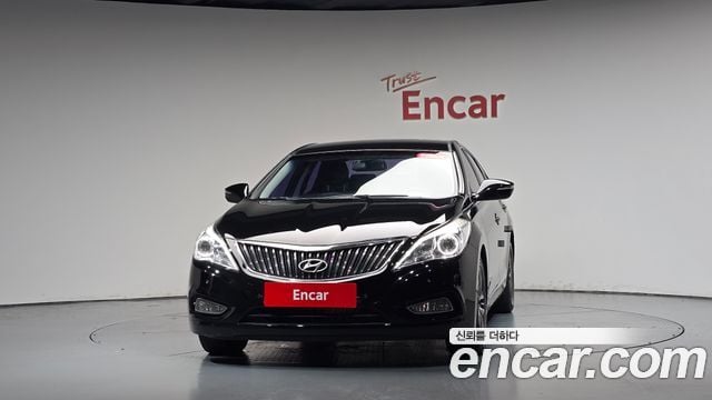 Hyundai Grandeur HG240 Modern