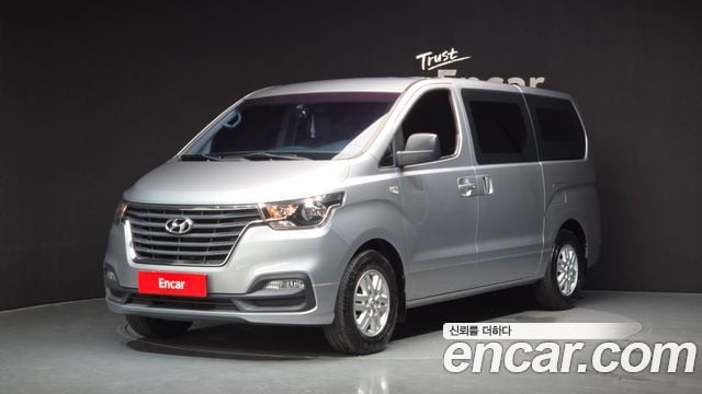 Hyundai Starex Van 3-Sitzer Smart