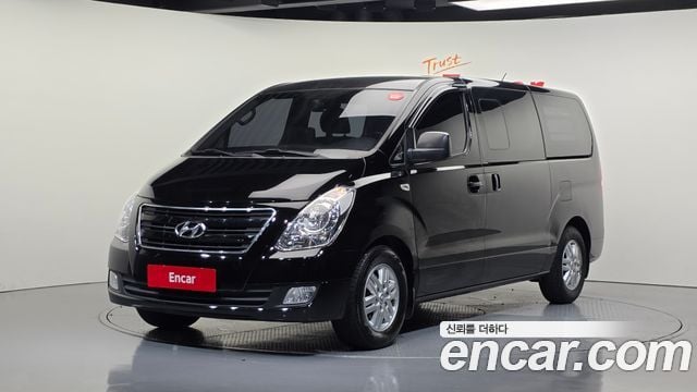 Hyundai Starex 5-Sitzer Van Modern