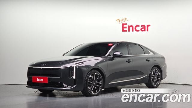 Kia K8 Signature