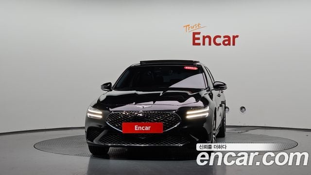 Genesis G70 Shooting Brake Benzin 2.0T 4WD