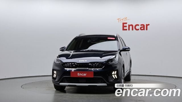 Kia Niro 1.6 HEV Signature