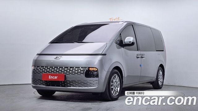 Hyundai Staria Tourer 9-Sitzer Modern
