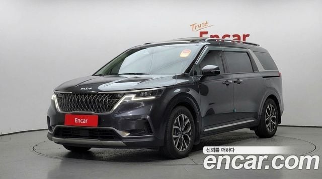 Kia Carnival Diesel 9-Seater Noblesse
