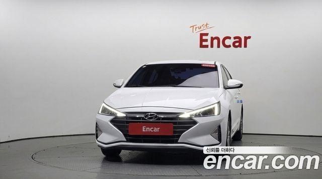 Hyundai Avante 1.6 Smart