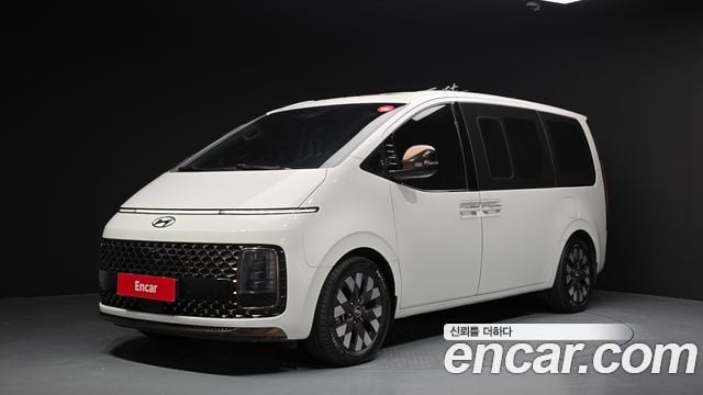 Hyundai Staria 4WD Raunji 9-Seater Inspiration