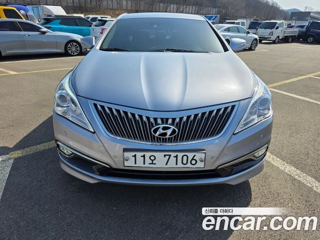 Hyundai Grandeur HG220 Diesel Premium