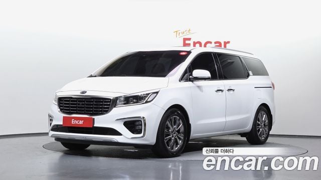 Kia Carnival 9-Seater Noblesse Special