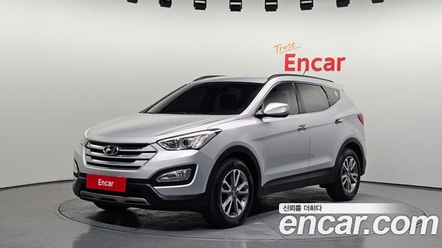Hyundai Santa Fe Diesel (e-VGT) 2.2 4WD Premium