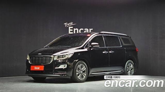 Kia Carnival 11-Seater Prestige