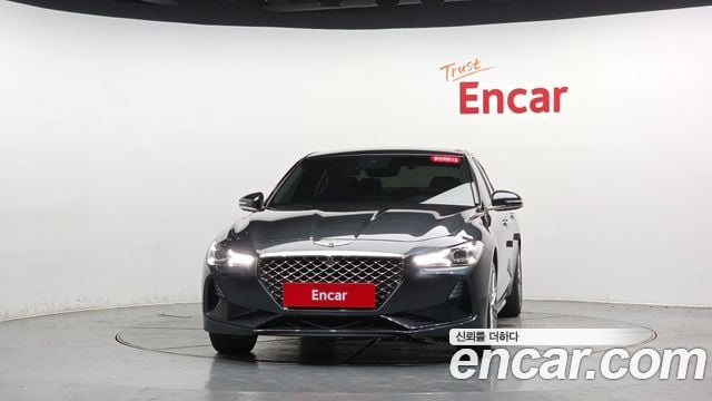 Genesis G70 2.0T AWD Elriteu