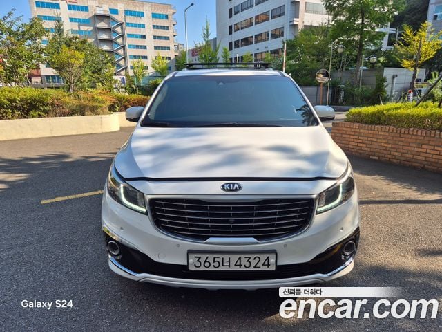 Kia Carnival 9-Sitzer Prestige