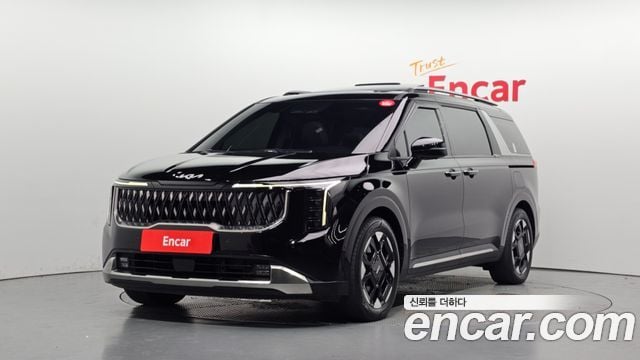 Kia Carnival Diesel 9-Seater Noblesse