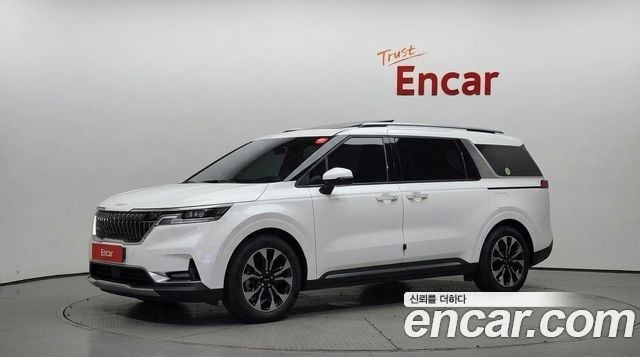 Kia Carnival Gasoline 9-Seater Noblesse
