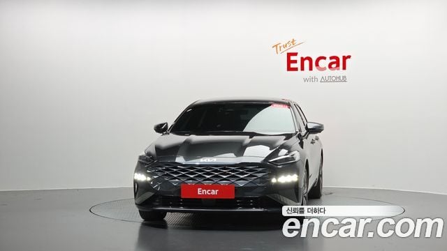 Kia K8 Signature
