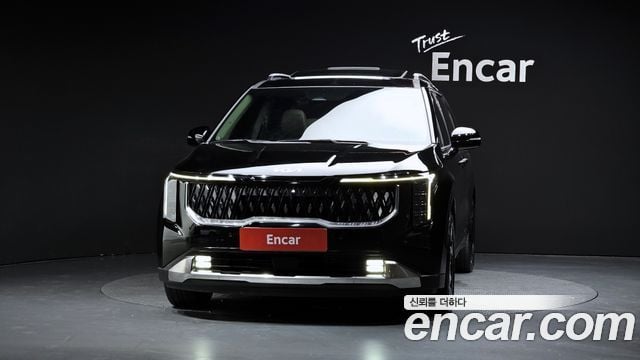 Kia Carnival HEV 9-Seater Noblesse