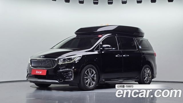 Kia Carnival Benzin 9-Sitzer Hi-Limousine (Umbau)