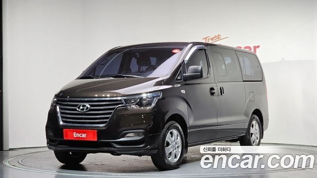 Hyundai Starex 4WD Urban 9-Sitzer Premium