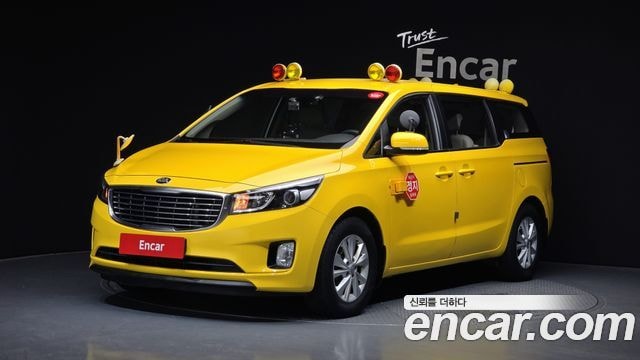 Kia Canival 11-Seater Eorini Bohocha