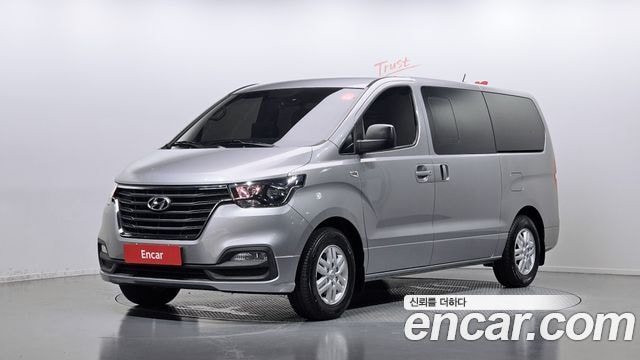 Hyundai Starex Van 5-Sitzer Smart