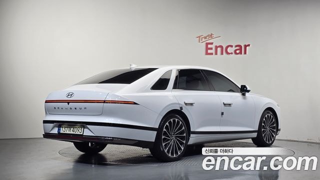 Hyundai Grandeur Calligraphy