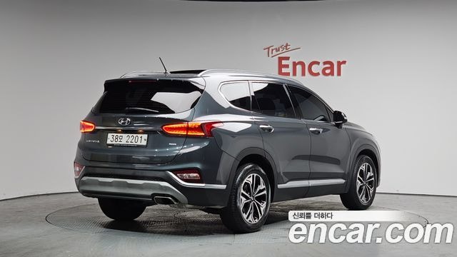 Hyundai Santa Fe Benzin 2.0T 4WD Exclusive