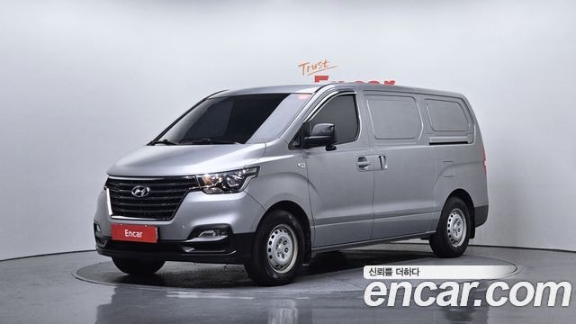 Hyundai Starex Van 3-Sitzer Style