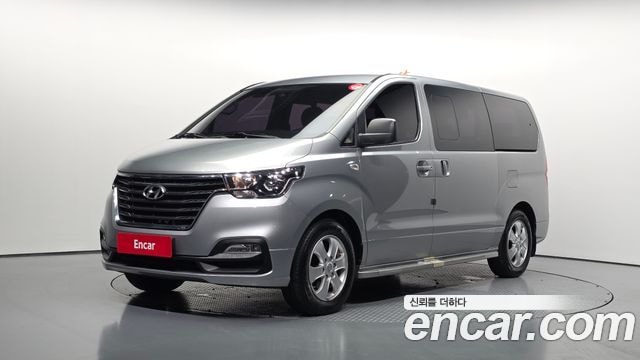 Hyundai Grand Starex Kombi 11-Sitzer Smart