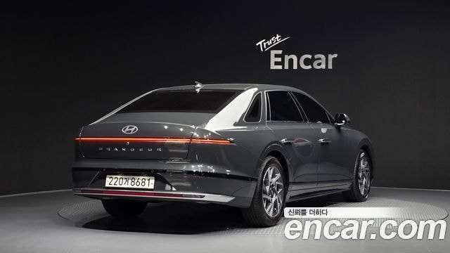 Hyundai Grandeur Premium