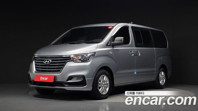 Hyundai Starex Van 5-Sitzer Modern