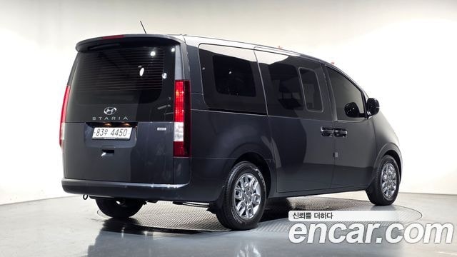 Hyundai Staria L3.5 Cargo 5-Sitzer Modern