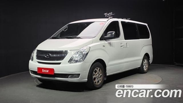 Hyundai Starex 12-Sitzer LPi Kombi CVX Luxury