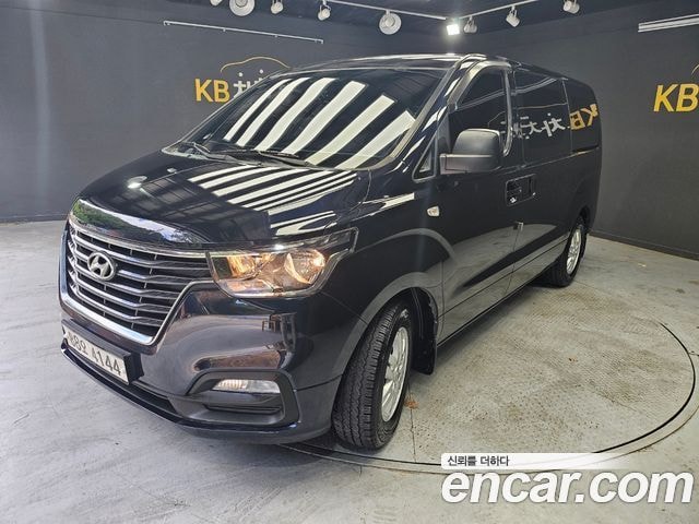 Hyundai Starex Van 3-Sitzer Smart