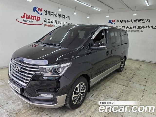 Hyundai Starex Urban 9-Sitzer Exclusive
