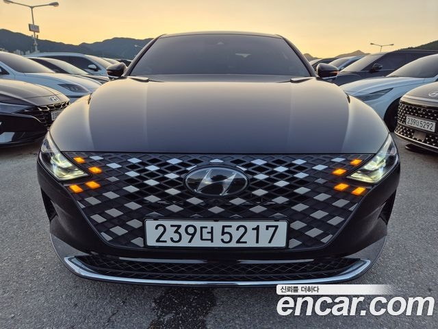 Hyundai Grandeur Le Blanc