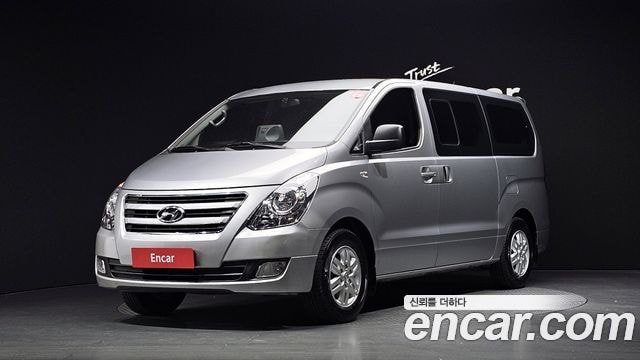 Hyundai Starex 12-Sitzer LPi Kombi Smart