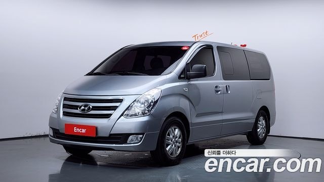 Hyundai Starex 5-Sitzer Van Modern
