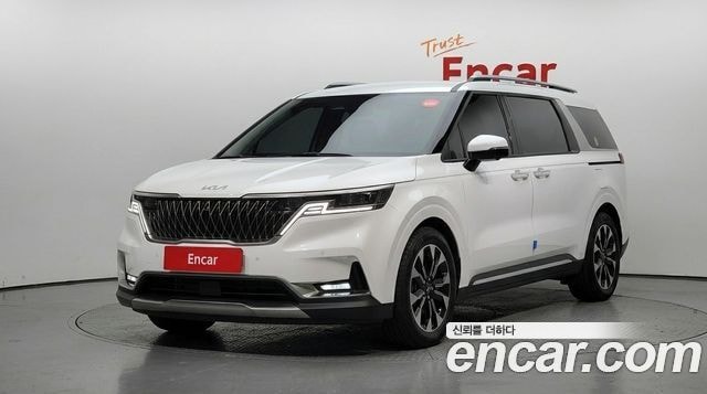 Kia Canival Diesel 9-Seater Noblesse