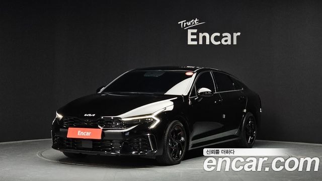 Kia K5 Signature
