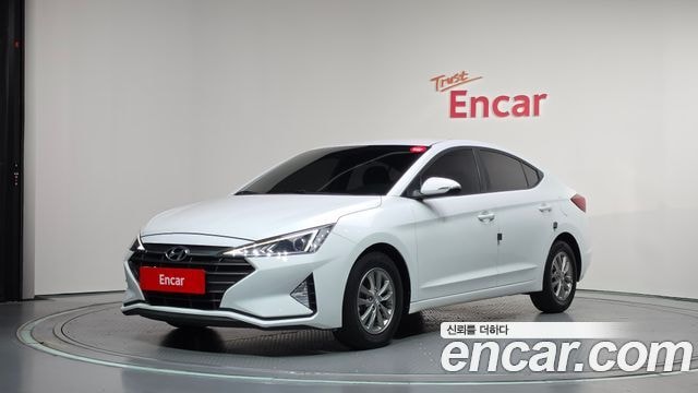 Hyundai AVANTE 1.6 Smart