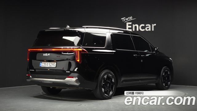 Kia Canival HEV 9-Seater Signature