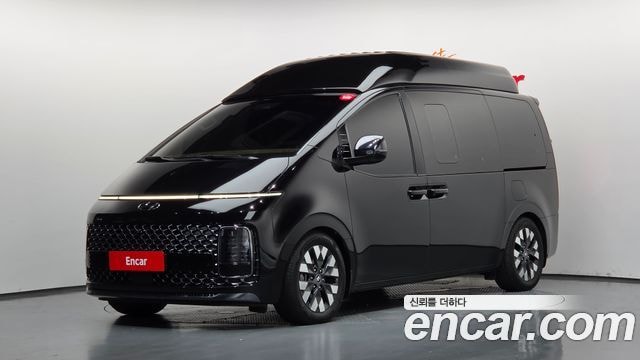 Hyundai Staria 2WD Limousine (Umbau) 9-Sitzer