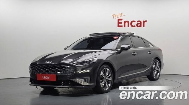 Kia K8 Signature